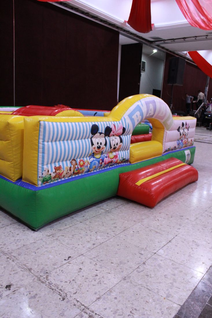 Aldea de Mickey Mouse